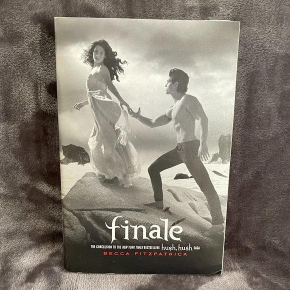 Hush, Hush Series Book Box Set by Becca Fitzpatrick - Picture 13 of 14